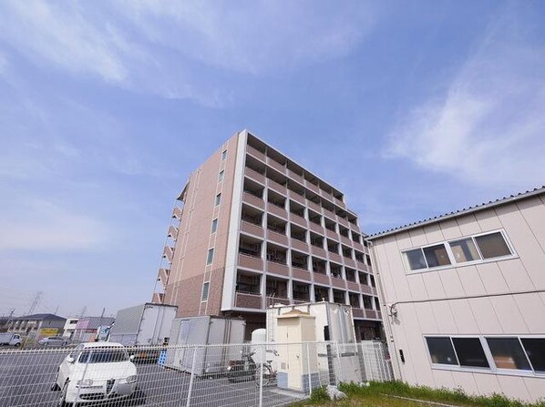 ライツェント ヴォーネンの物件外観写真